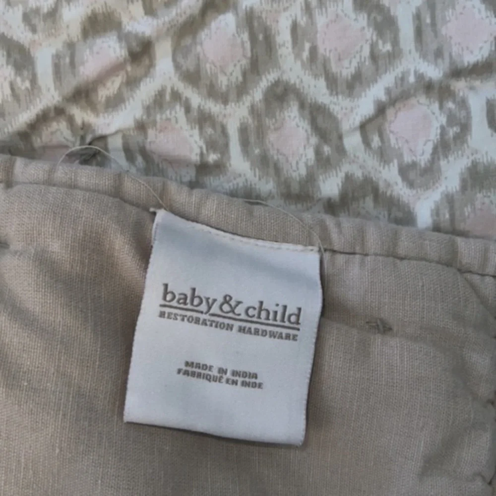 Restoration‎ Hardware RH Pink Neutral Ikat Tufted Baby Duvet Quilt Comforter